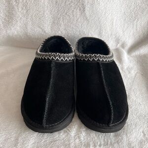 Ugg Tasman Women’s Black Size 8